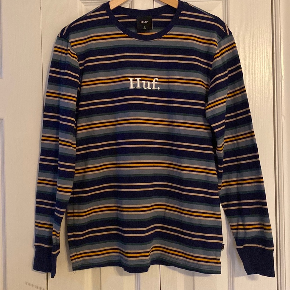 Huf striped crew neck tee. Size small.